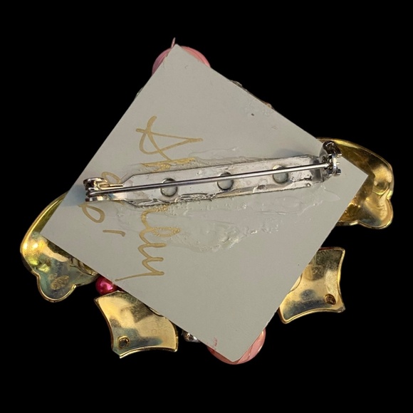 Handmade Up-cycled Brooch Artisan Repurposed Vintage Jewelry Pin Pink (Broach) - Picture 5 of 5